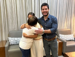 El MINNA hace posible el abrazo más esperado: de Francia a Paraguay más allá de la distancia